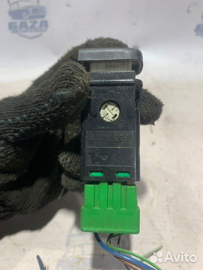 Кнопка обогрева сидений Saab 9-3 1999