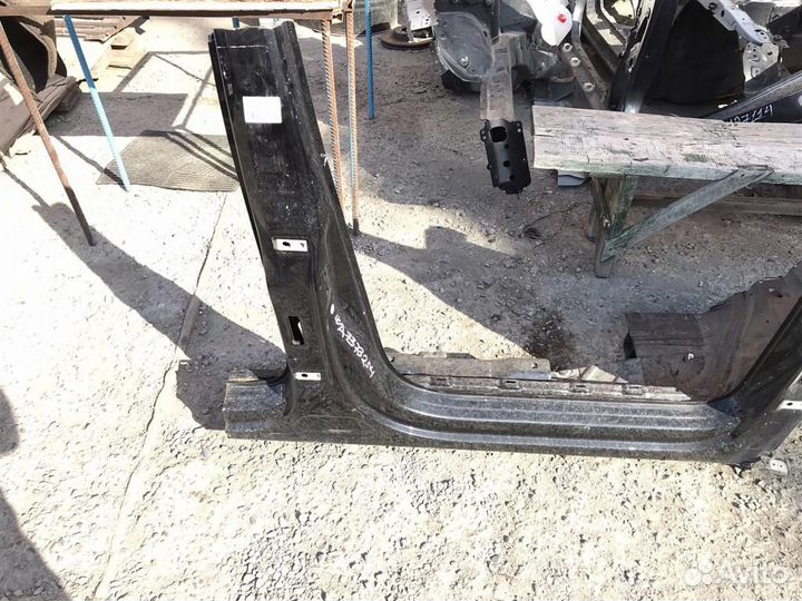 Стойка кузова правая VW Tiguan (5N1,5N2) 2007-2011