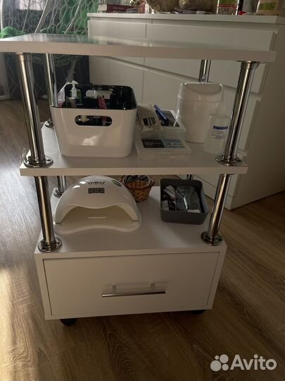 Тележка косметологическая с ящиком