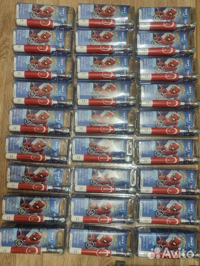 Детская электрическая зубная щётка и насадки