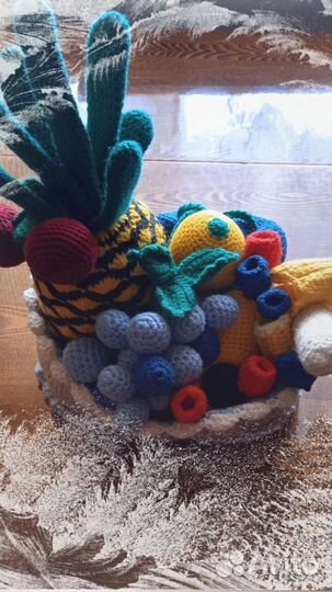 Вязаные фрукты для интерьера кухни