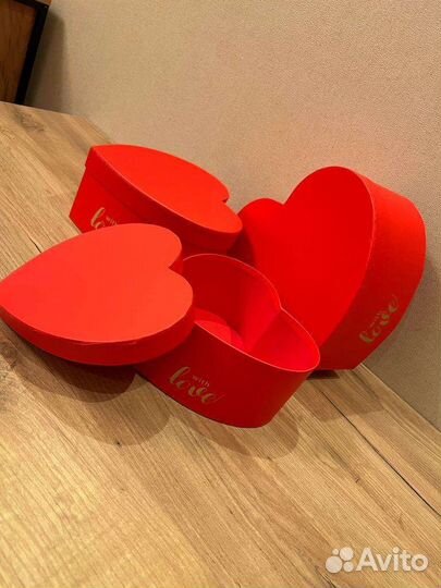 Подарочные коробки