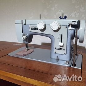 Прямострочная промышленная швейная машина с шагающей лапкой Aurora ADE (прямой привод)