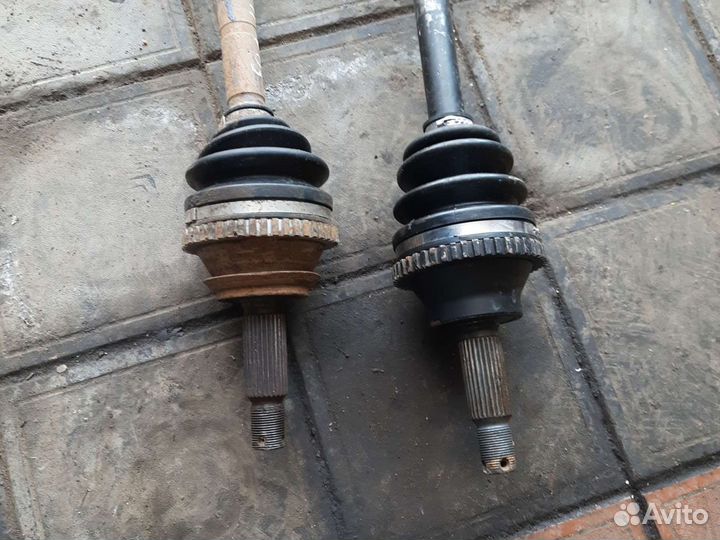 Привода передние Hyundai Sonata 4