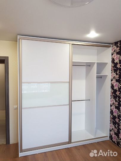 Черный шкаф