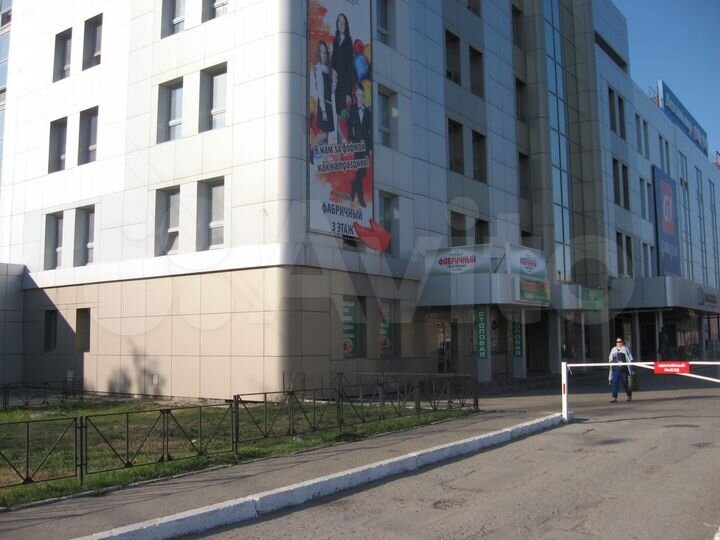 Сдается торгово-офисное помещение 750 кв.м