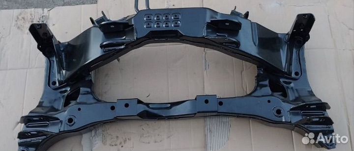 MR961172 Балка Mitsubishi Outlander 1