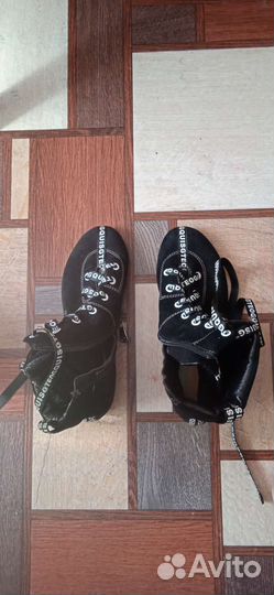 Ботинки женские 37 размер