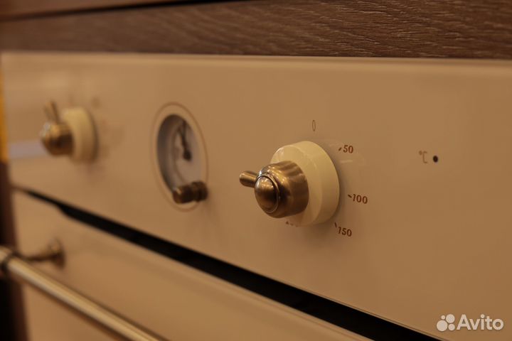 Духовой шкаф