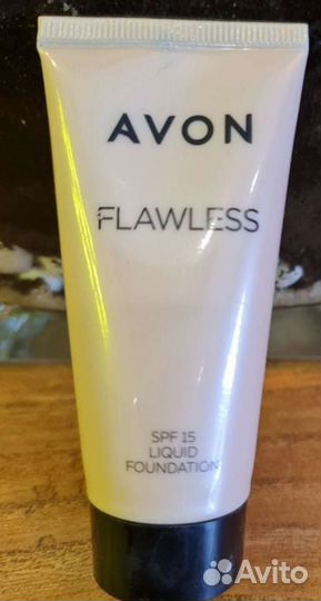 Тональный крем Avon «Безупречный тон»