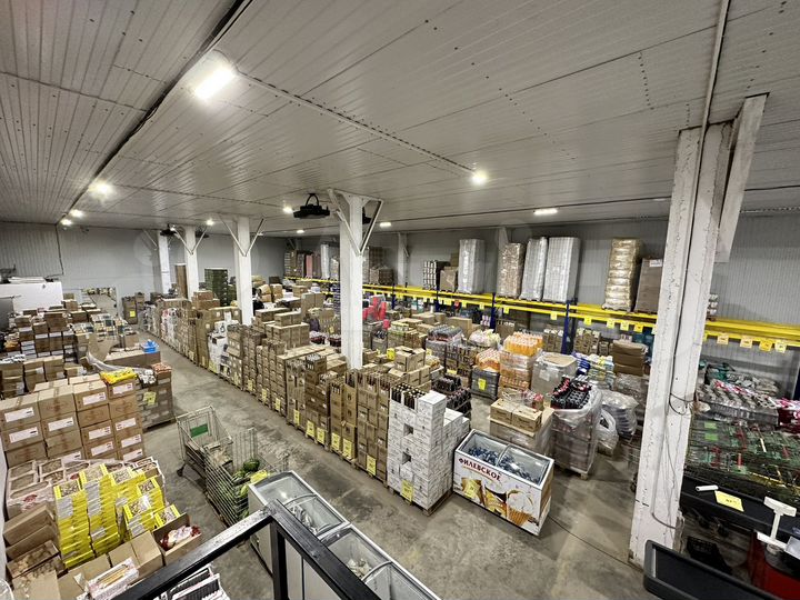 Торговая площадь, 1400 м²