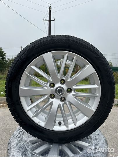 Комплект зимних колёс Nissan teana R17 215/55