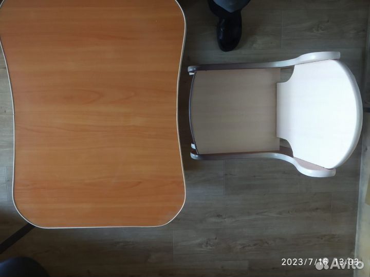 Детский стол и стул