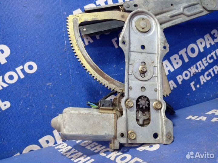 Передний левый стеклоподъемник Ford Scorpio