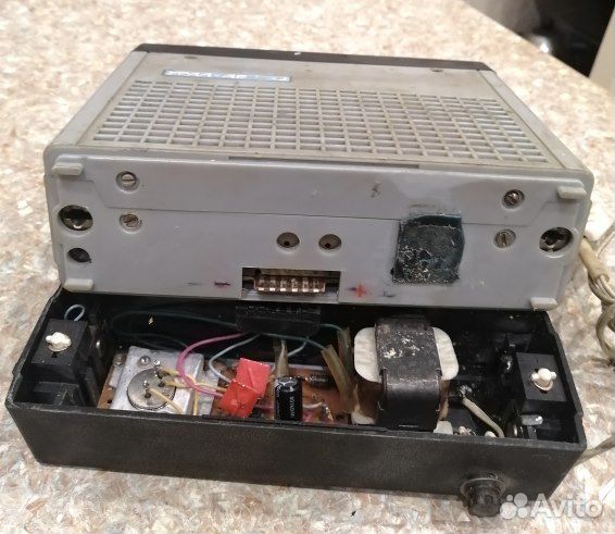 Радиоприемник СССР урал-авто-2