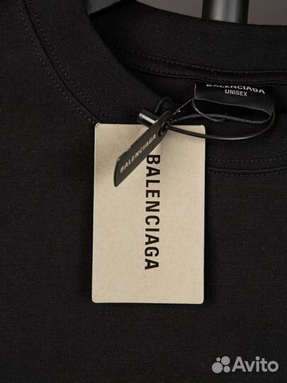 Футболка balenciaga