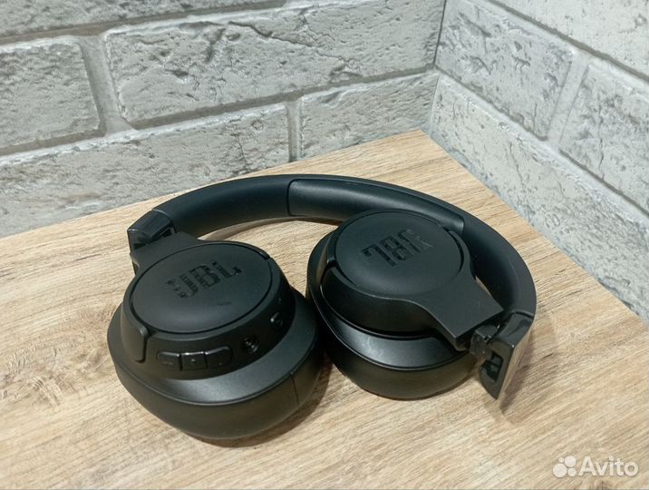 Bluetooth наушники JBL 710-BT