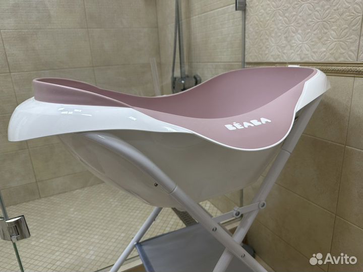 Детская ванночка с ножками