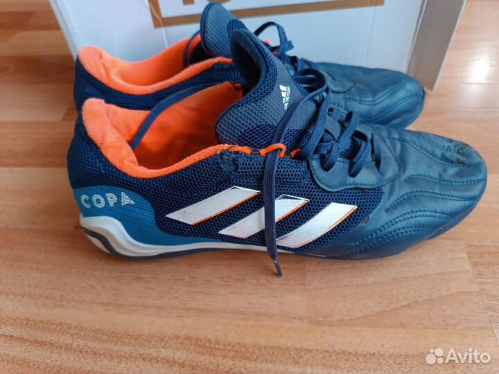 Футзалки adidas sala
