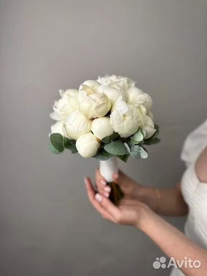 Пионы букет