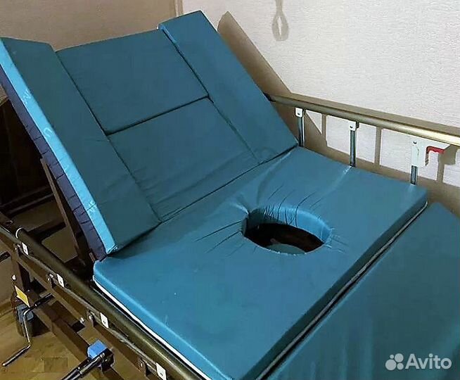 Медицинская кровать для лежачих больных Reмex