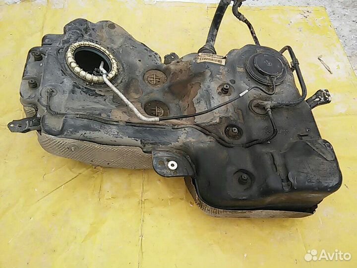 Бак топливный A4 (B8)