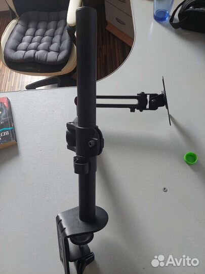 Кронштейн для монитора