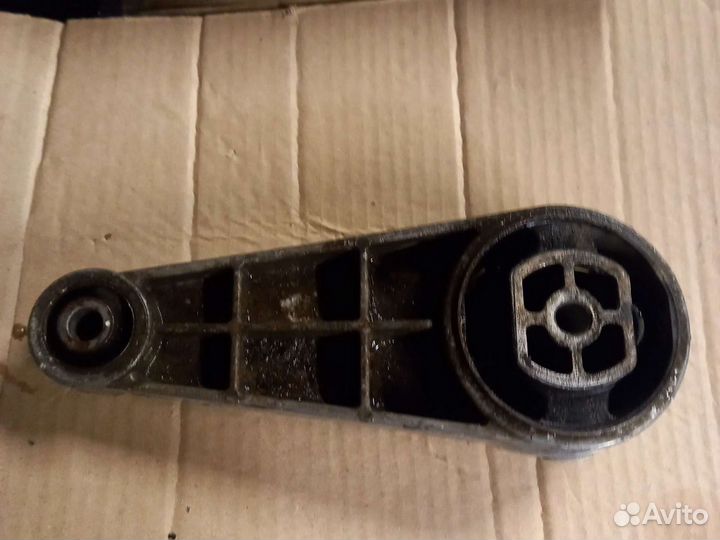 Шевроле лачетти задняя опора двигателя