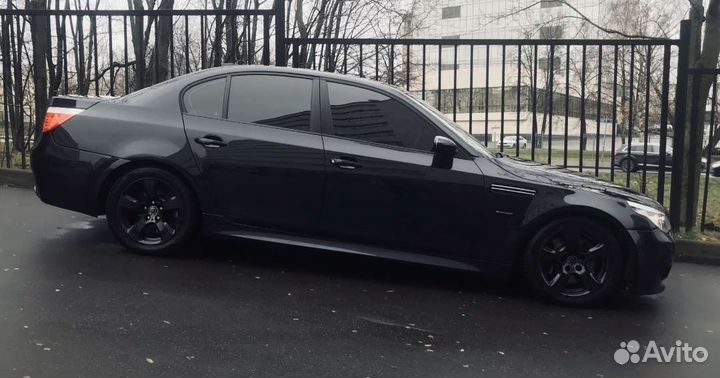 Динамические (Бегающие) поворотники BMW