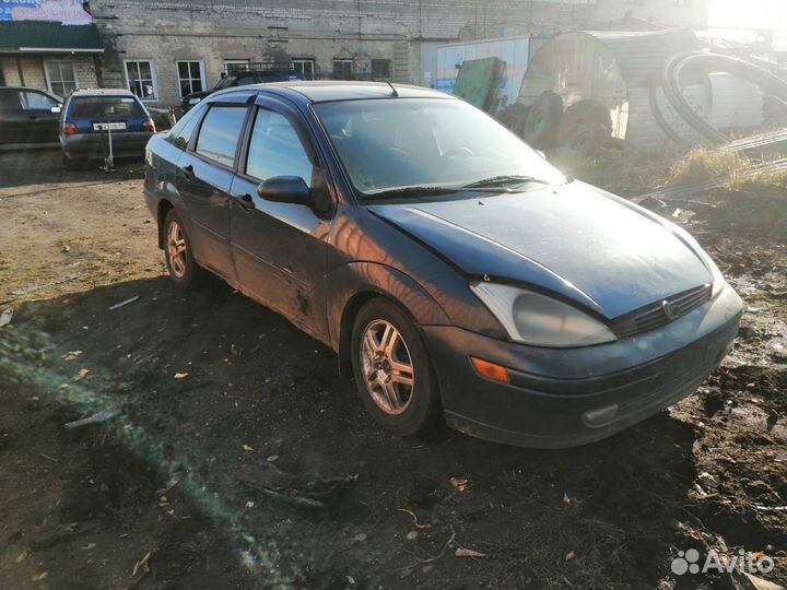 Запчасти б/у на Ford Focus 1 седан 2.0 split port