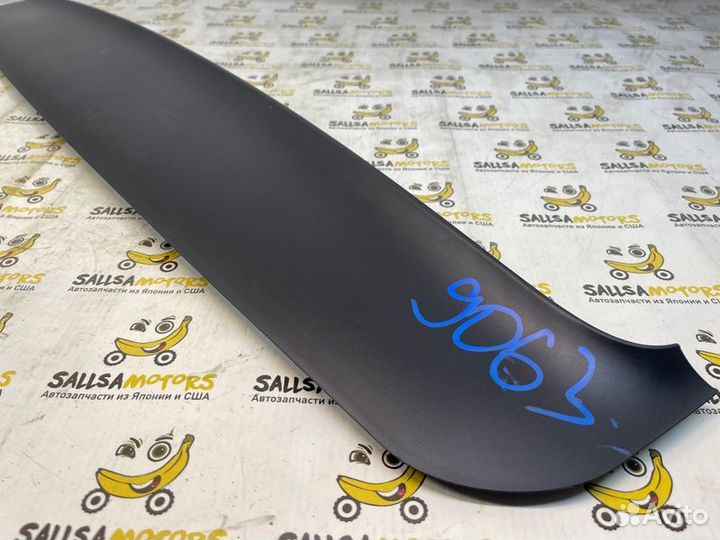 Накладка крышки багажника Porsche Cayenne 957