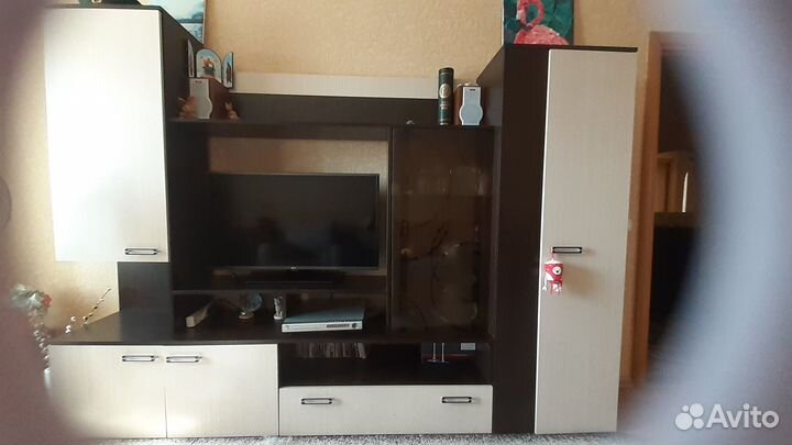 Стенка в гостиную бу