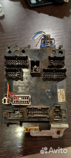 Блок предохранителей Nissan Almera N15