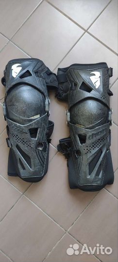 Мотозащита наколенники Thor Force XP черные