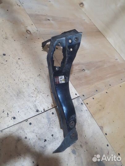 Рамка фары мерседес 210