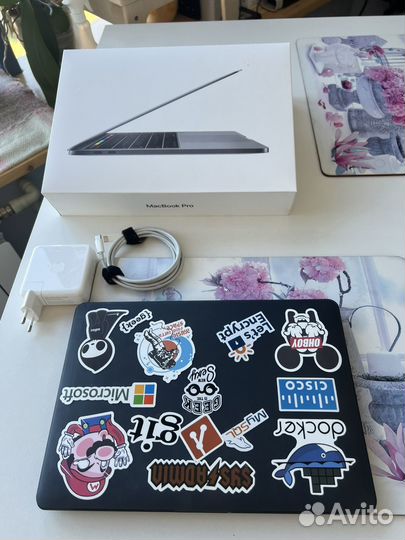 Apple MacBook Pro 13 a1989 2018 рст Тоuсh Bar Тоuс