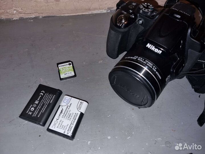 Компактный фотоаппарат nikon