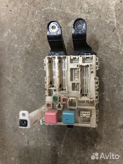 Блок предохранителей (Toyota Corolla)