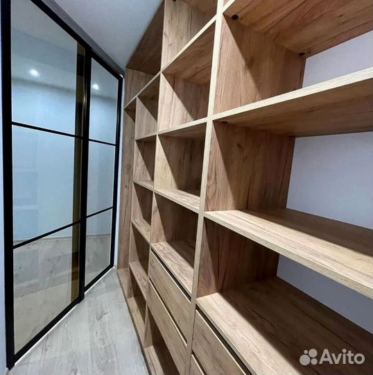 Гардеробная 4 х дверная