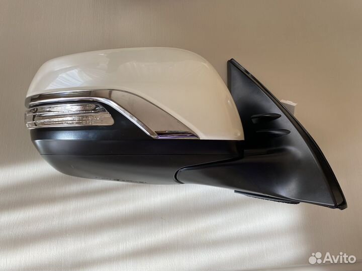 Зеркала на prado 150