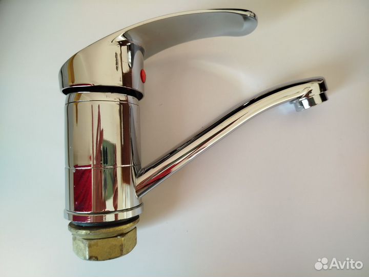 Смеситель для раковины