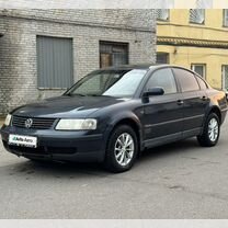 Volkswagen Passat 2.0 AT, 2000, 217 910 км, с пробегом, цена 285 000 руб.