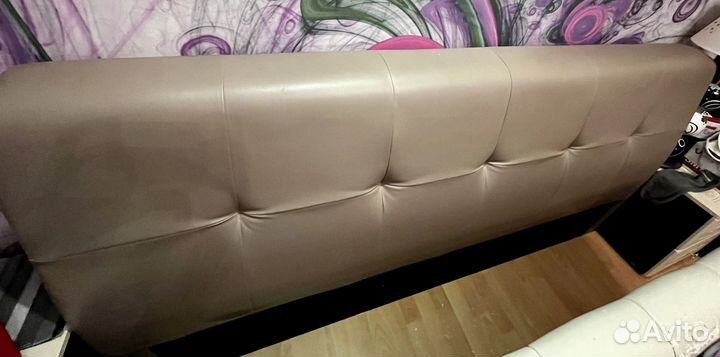 Кровать двухспальная с матрасом