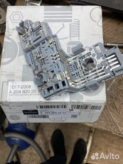 Плата заднего фоноря стоп сигнала Mercedes w204