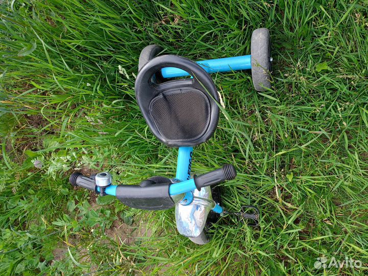 Детский трехколесный велосипед бу