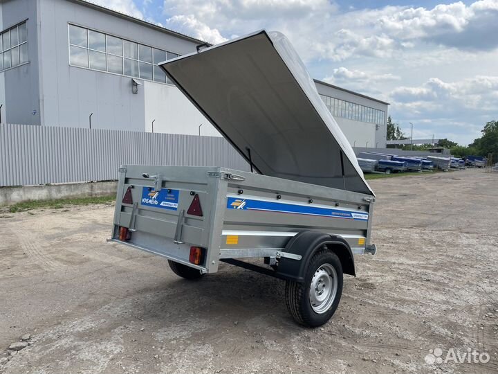 Прицеп с пластиковой крышкой 2х1,3х0,5