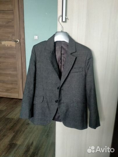 Продам пиджак на мальчика