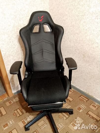 Компьютерное кресло