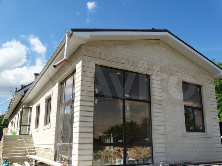 Дом 260 м² на участке 7 сот.