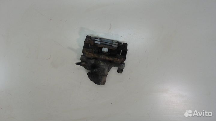 Суппорт Mazda 3 (BL), 2011